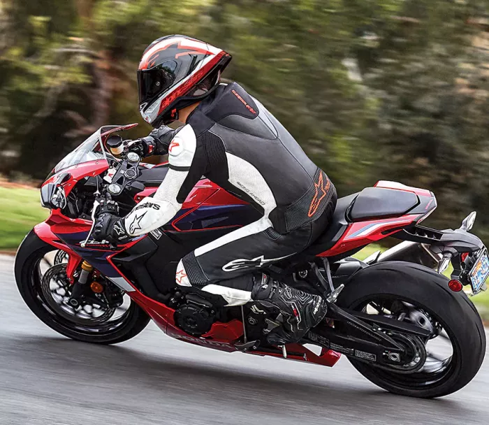 Dvoudílná kožená kombinéza Alpinestars GP Force Luvr black/white/red fluo