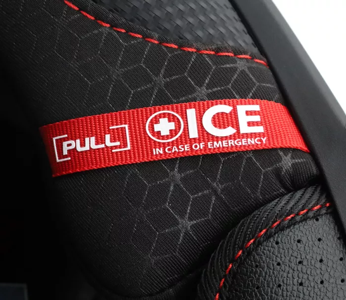 Integrální helma XRC Loomis blk/trqs/dark green/wht