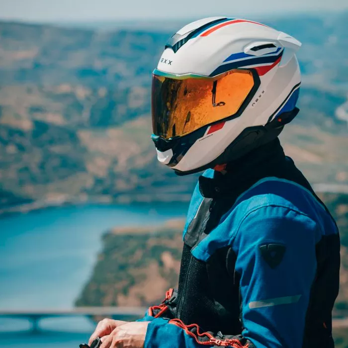 Integrální helma NEXX X.TR Quanta white/blue