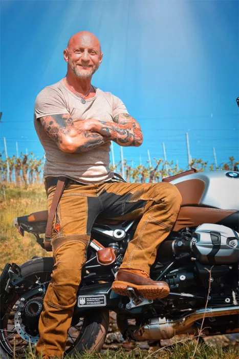 Kevlarové džíny na motorku Trilobite Parado rusty brown Slim fit