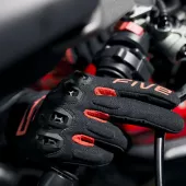Rukavice na motorku Five Tricks black/red